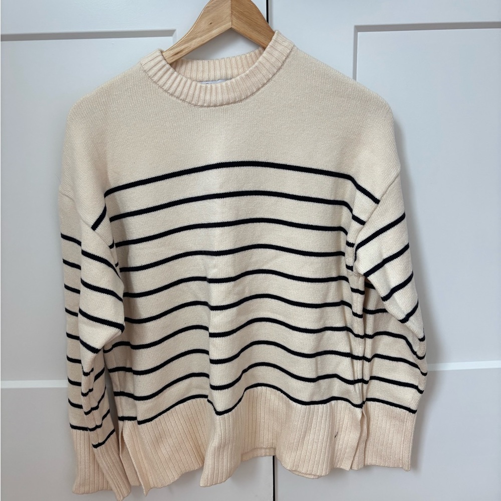 Zara Cream and Black Crewneck Striped Sweater